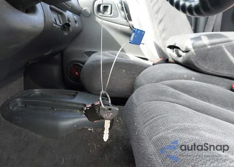 2000 Dodge Dakota Slt/Sport z USA, uszkodzony, nr VIN 1B7GL22N9YS682287